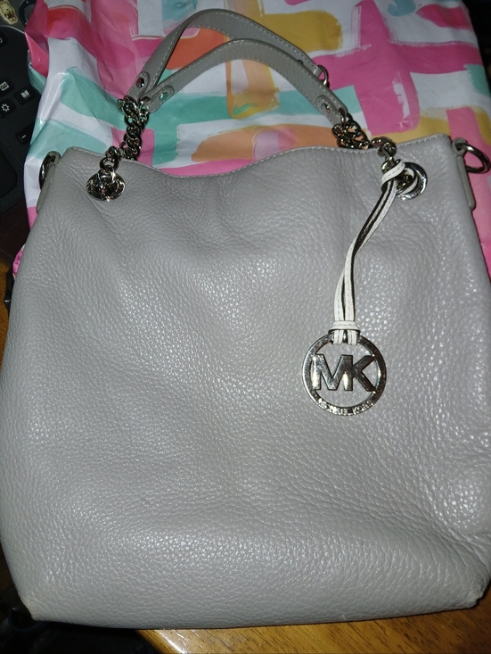 MICHAEL Michael Kors Handbags - Michael Kors Gray Leather shoulder bag, Medium Jet Set comes w/o MK dust bag